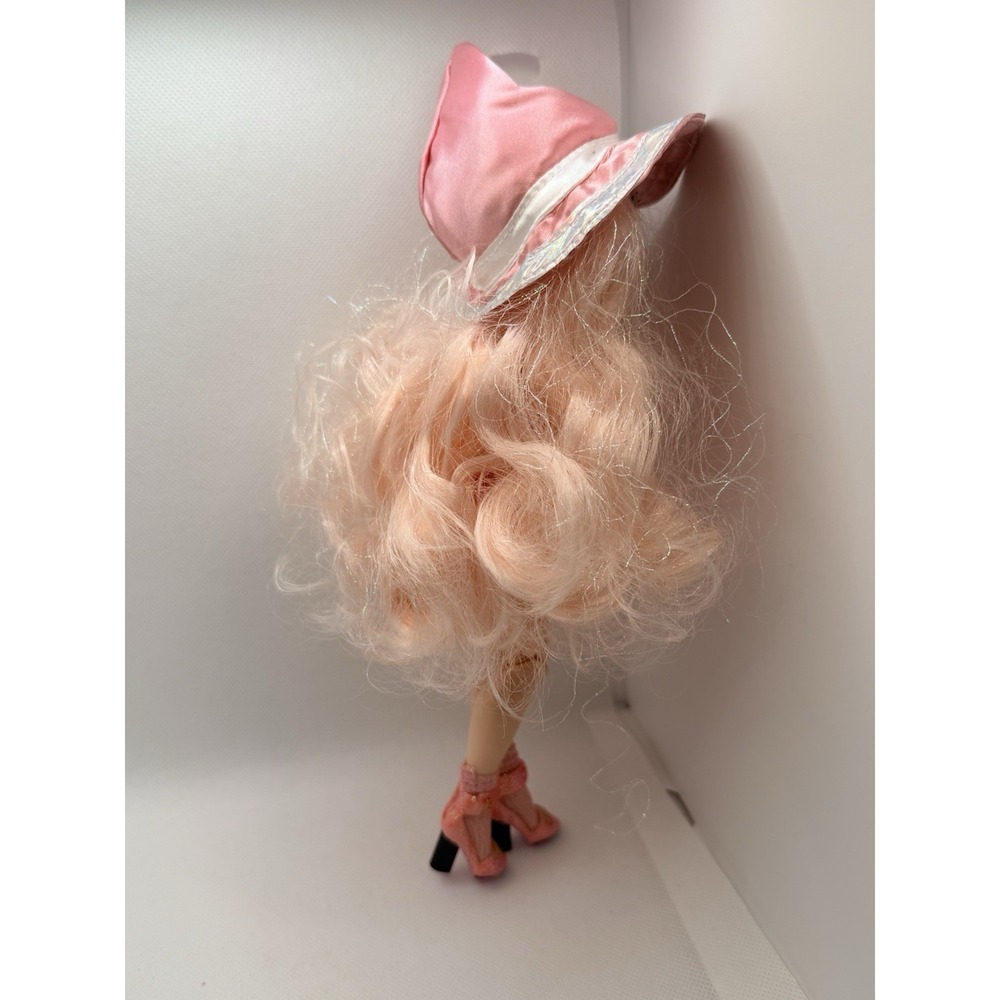 Rainbow High Costume Ball Bella Parker Dressed Articulated Posable Fashion Doll - Picture 8 of 15